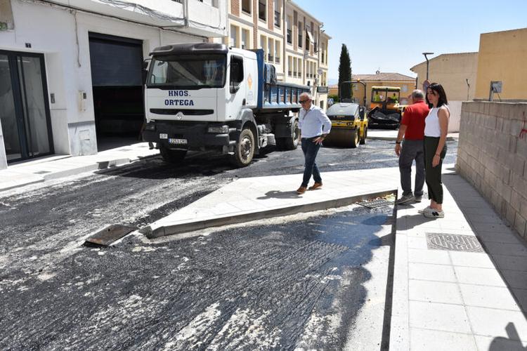 Asfaltado calles Márquez Torres y Travesía de Corredera