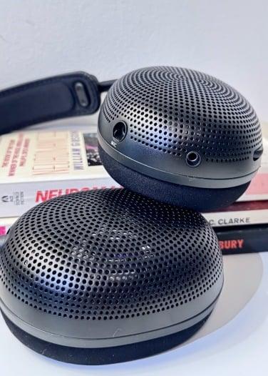 close-up of microphone jack on sony inzone h6 air headset