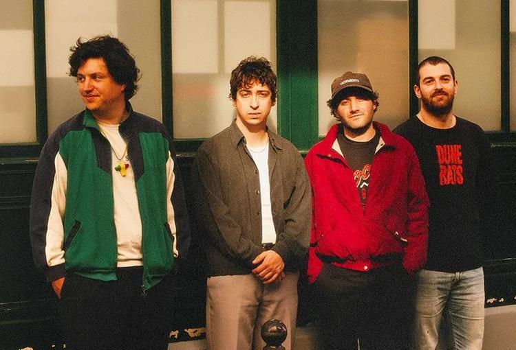 Johnny Mafia annonce son nouvel album Merci Beaucoup et dévoile le single There Is Always One !
