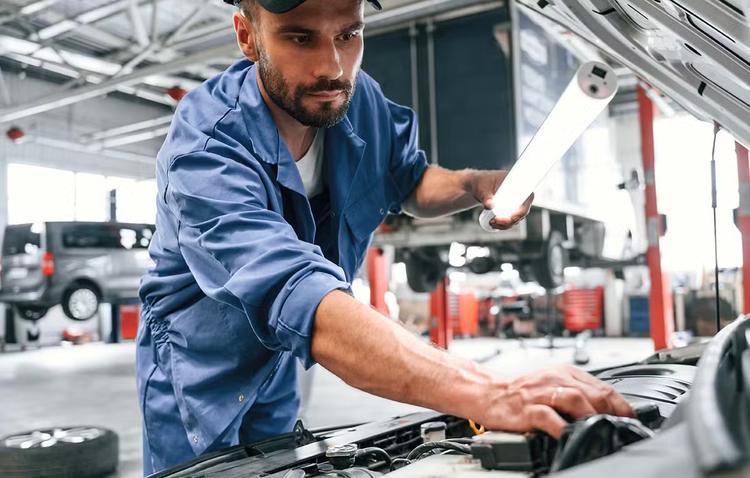 Governo deve aumentar etanol na gasolina para 32%; veja quais carros podem sentir os efeitos