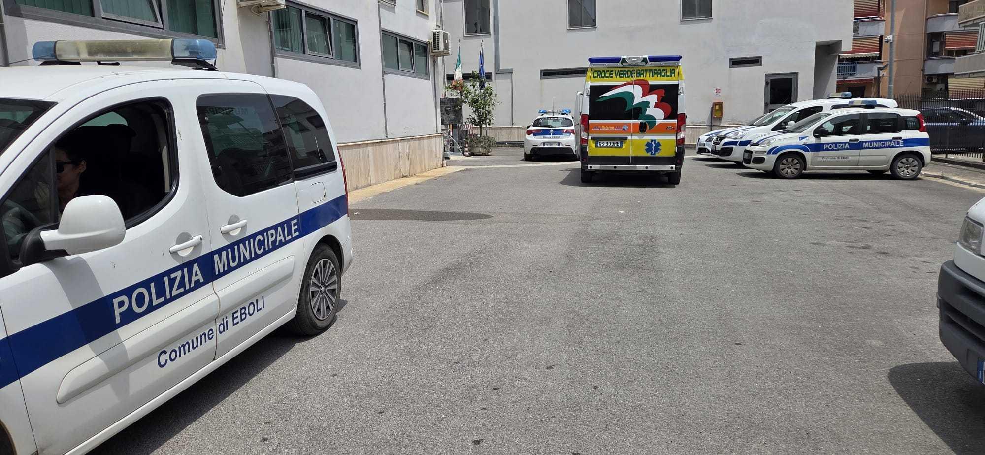 Eboli, condotte moleste nei pressi della scuola media: fermato 30enne