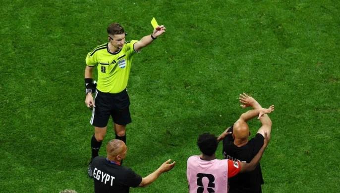 الاتحاد المصري يطالب باستبعاد الحكم الفرنسي لوتيكسييه من المونديال