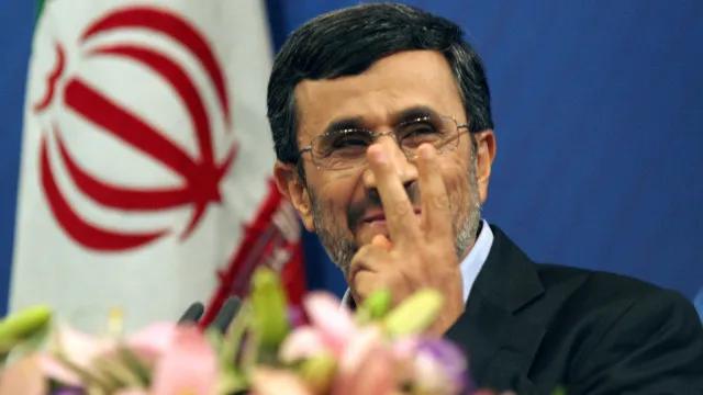 Escritório de Ahmadinejad nega existência de plano de Israel para recolocá-lo no poder no Irã