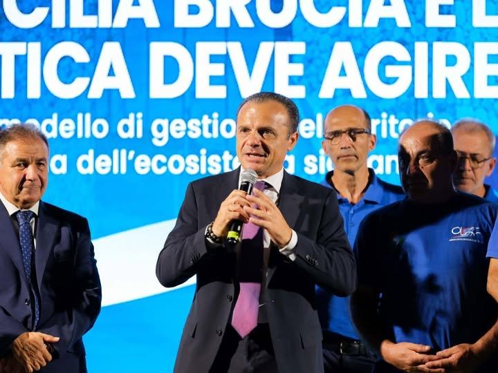 Durante il convegno “La Sicilia brucia e la politica deve agire!” un momento importante è stato dedicato agli operatori...