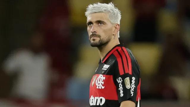 Arrascaeta recebe alta após cirurgia e inicia nova etapa de recuperação antes da Copa