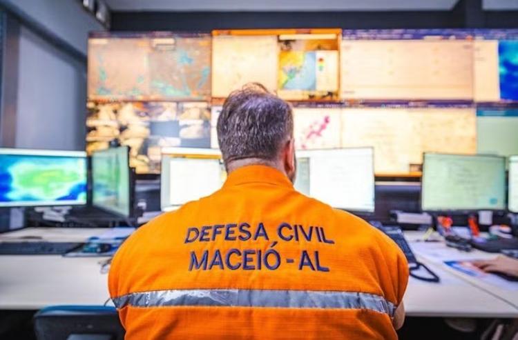 Chuvas intensas em Maceió: Defesa Civil faz alerta para sexta