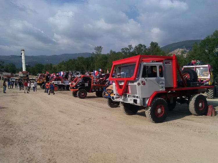 Lunel-Viel : le Camion Trial des Nîmois de Raimu Motor Sport en route