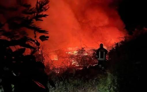Ci sono notizie che lasciano senza parole. Oggi la Sicilia piange la scomparsa del Vigile del Fuoco Alessandro Marchì, c...