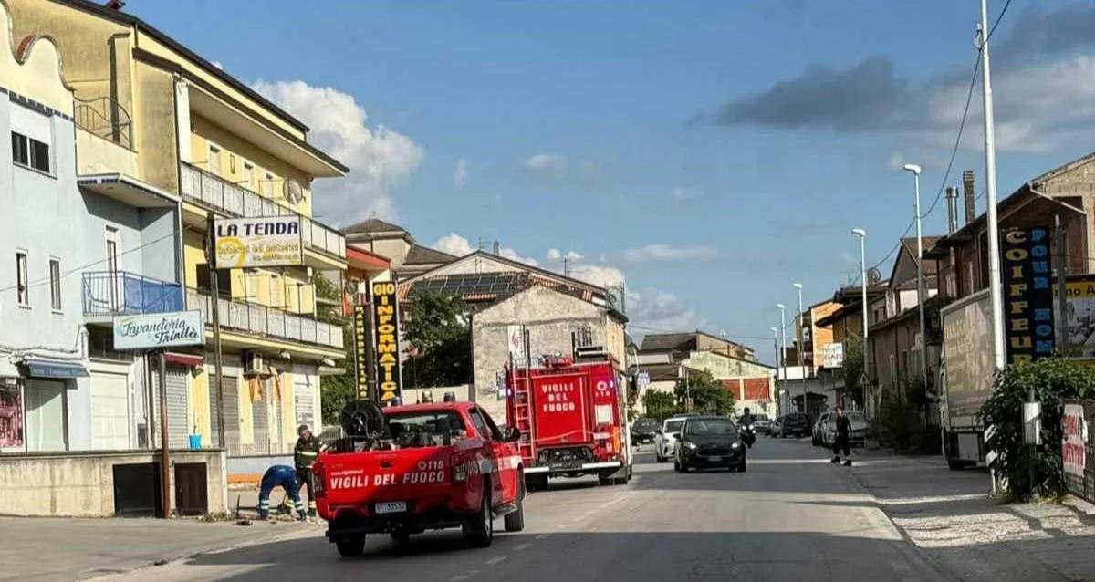 Sala Consilina, fuga di gas in un’abitazione: sul posto i Vigili del Fuoco e la Polizia Locale
