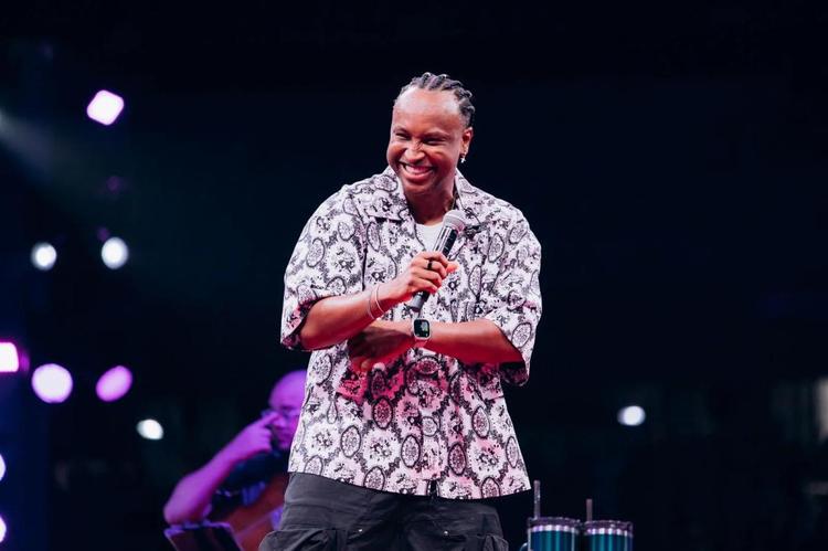 Pagode e futebol: música de Thiaguinho será trilha da Copa na Globo