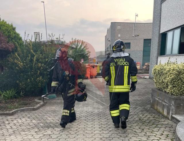 strambino incendio capannone azienda
