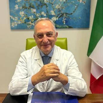 "Dedichiamo simbolicamente questo Ferragosto ai caregiver", la proposta di Francesco Vaia