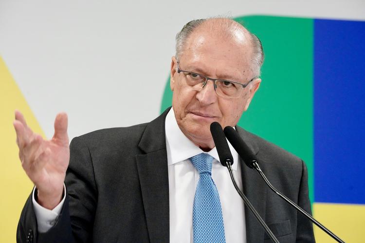 Com Lula prestes a encontrar Trump, Alckmin fala em buscar parcerias com EUA