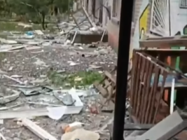 Bombardata a Slovyansk la “Meraviglioteca” del “Claun il Pimpa”. Rodari, “era l’ultimo centro in città per i bambini”
