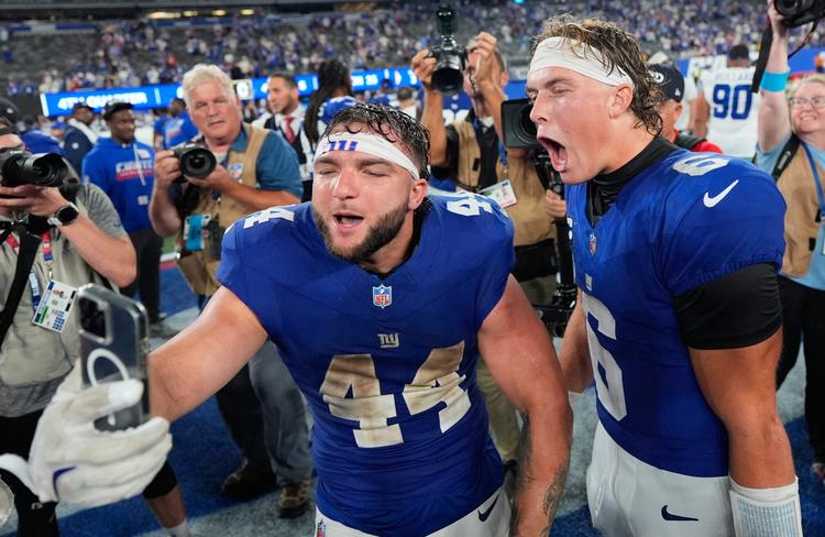Dart bests Dak as Giants down Cowboys 28-20 on Sunday Night Football