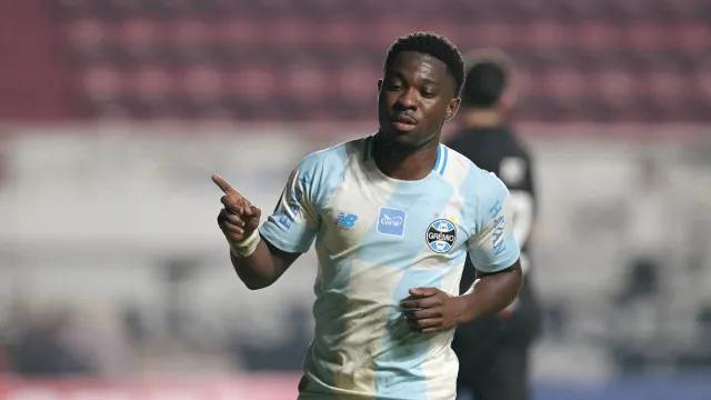Atacante do Grêmio é convocado por Gana às vésperas da Copa do Mundo