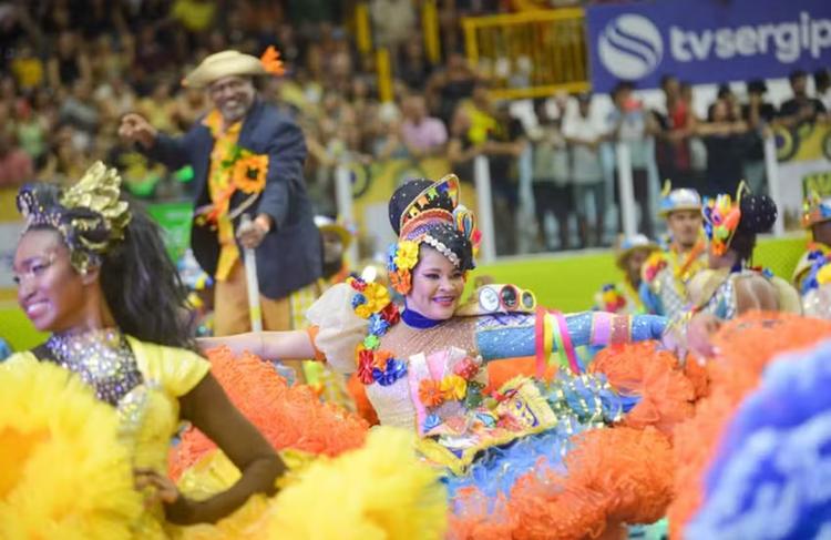 Quadrilha junina Século XX  vence o Levanta Poeira 2026