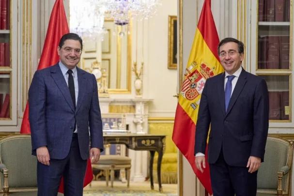 ألباريس: زيارة الملك فيليبي لسبتة لا تحتاج لإذن والتواصل مع المغرب بشأنها “مجاملة دبلوماسية”