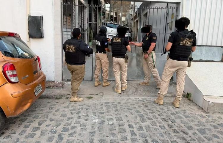 Operação em três estados bloqueia R$ 10 milhões e prende suspeitos de tráfico e lavagem de dinheiro