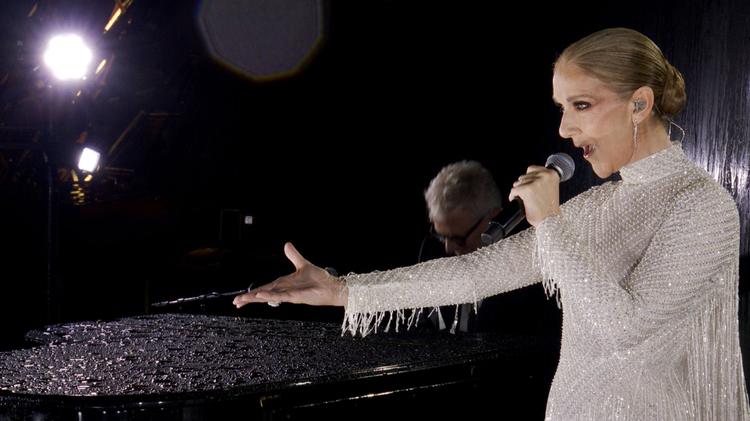 Céline Dion inaugura residência em Paris após seis anos afastada dos palcos