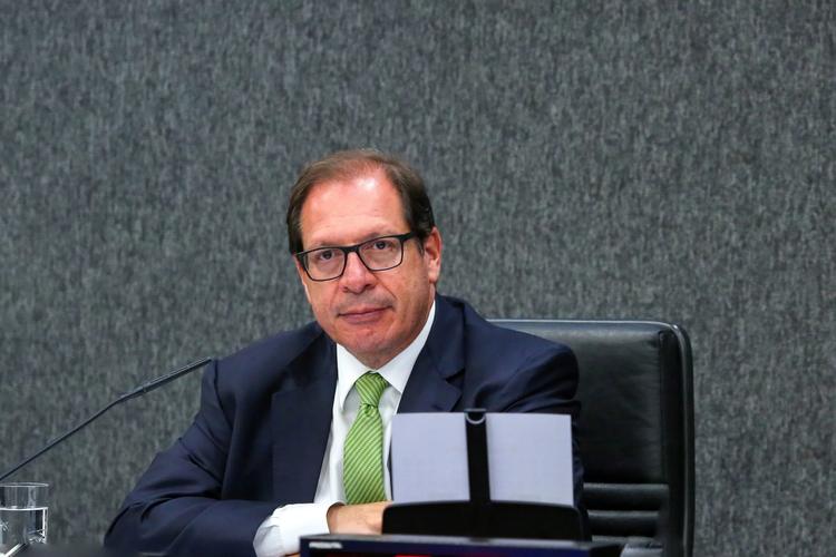 Luis Felipe Salomão assume presidência do STJ com foco em celeridade e redução de processos