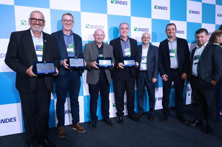 Cresol e reconhecida em agente financeiro do BNDES scaled rlpycisqzn4lf8nm425i3682uetm9o4exelv8ayl5w copiar