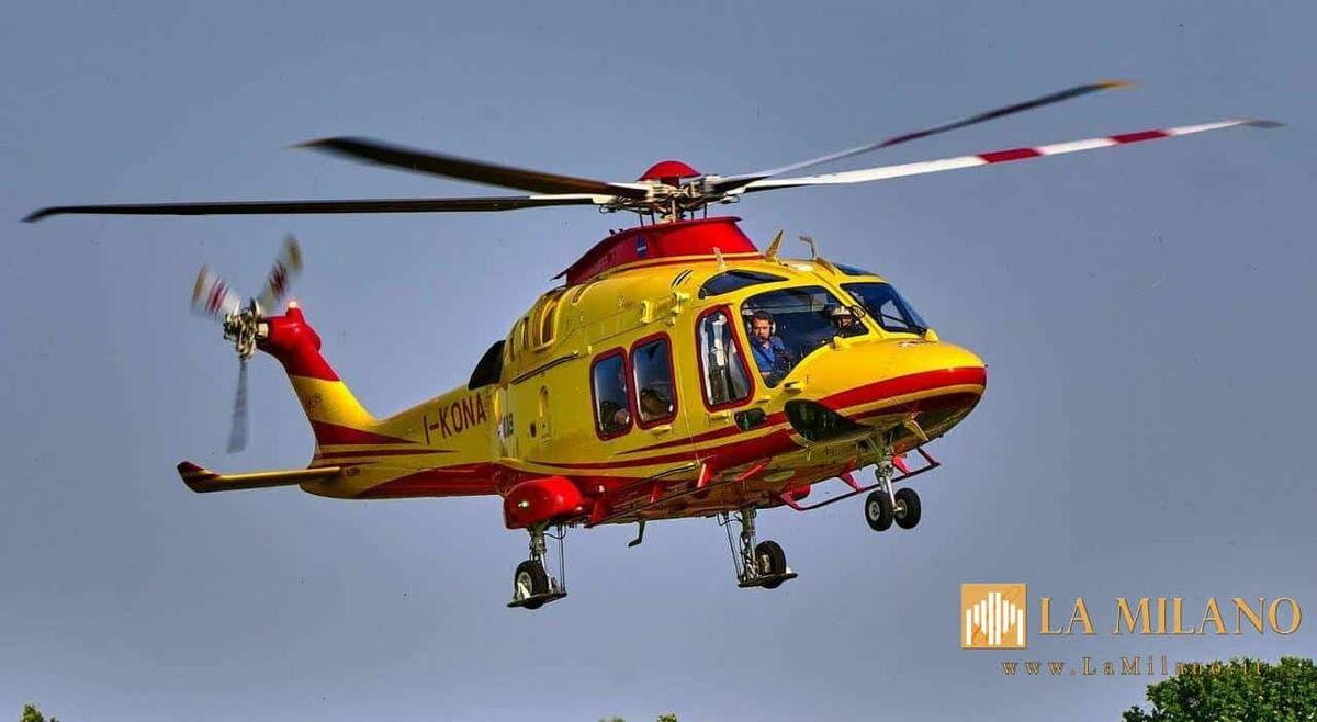 Varese, auto travolge cinque giovani sulla Statale 394: morta una ragazza di 17 anni, quattro feriti gravi