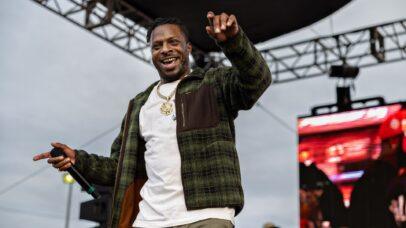 Isaiah Rashad desvia de estereótipos e se mantém honesto em ‘It’s Been Awful’