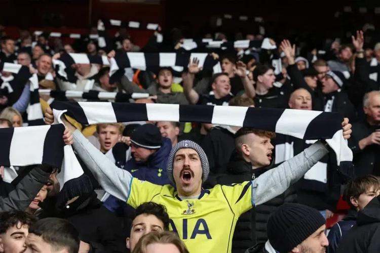 Spurs fans comments ahead of Newcastle v West Ham are definitely worth a look