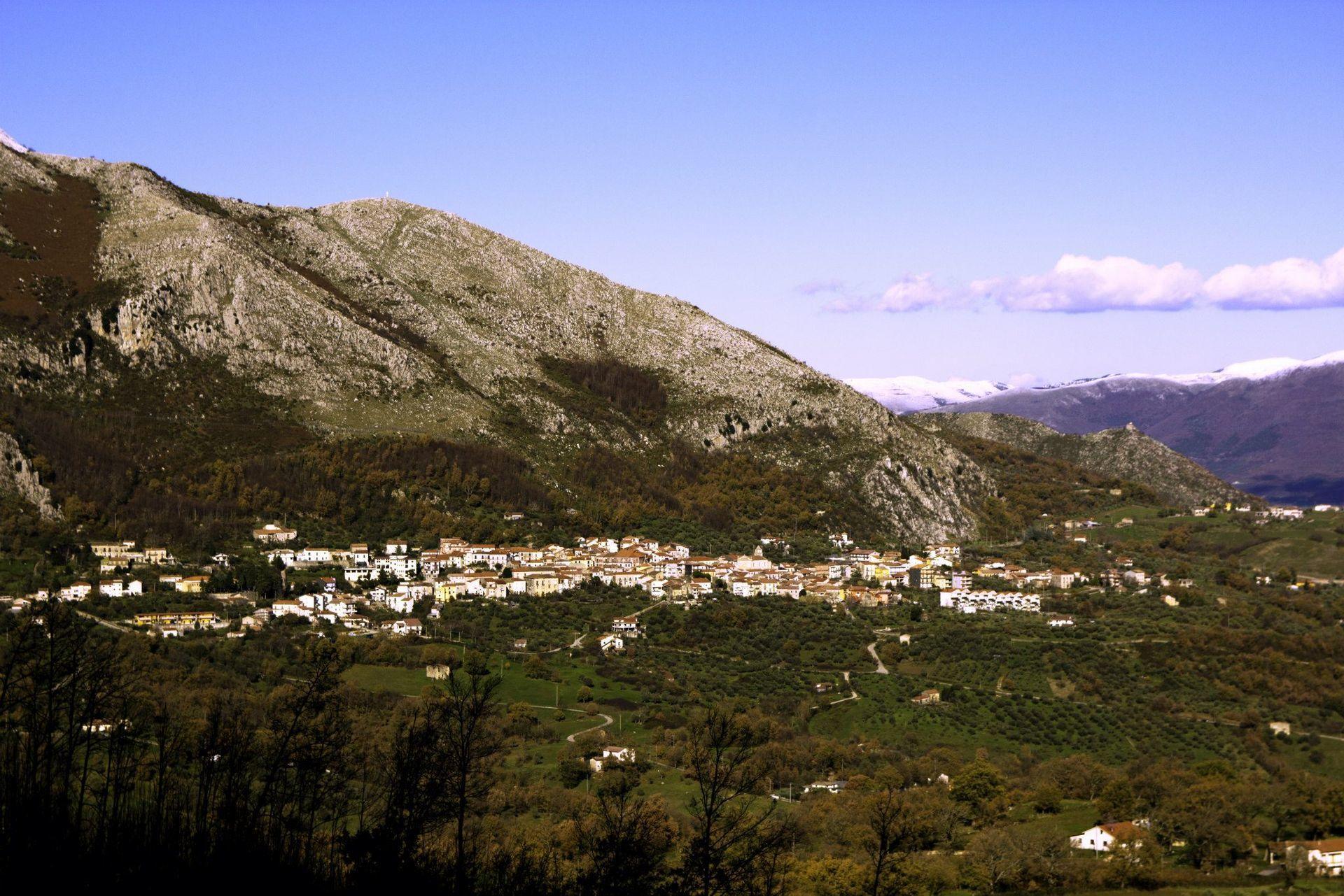 Campania, ridisegnati i confini tra Teggiano e San Rufo: via libera in Commissione