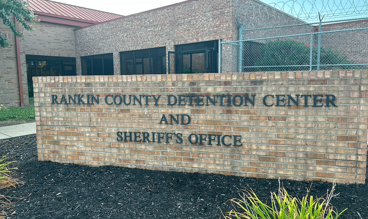 Rankin County deputy critically injured in crash while responding to emergency call