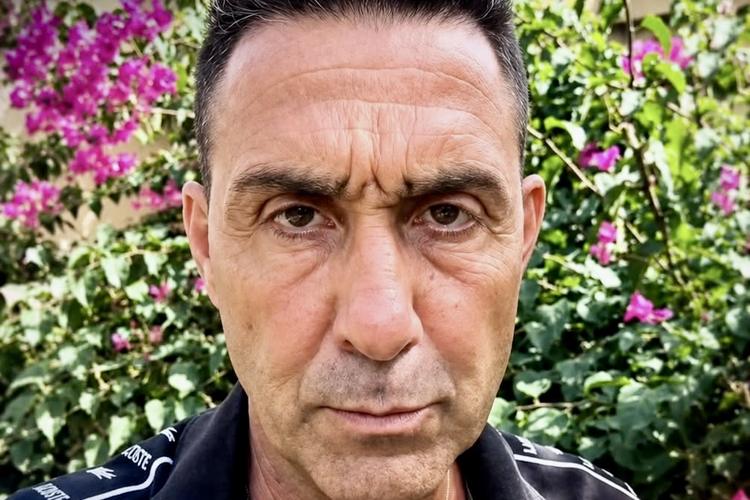 Taranto, Vannacci dopo l’assalto al gazebo: “Non ci fermeranno”