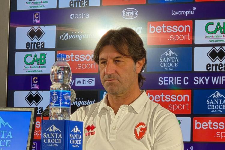 Rastelli: «Casertana costruita per vincere, dobbiamo fare di necessità virtù»