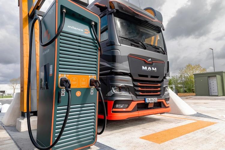 MAN vende más eléctricos por altos precios del diésel en Europa