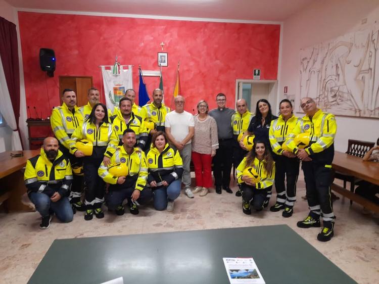 👷GRUPPO COMUNALE DI PROTEZIONE CIVILE: AL SERVIZIO DI LETOJANNI 📃Con decreto del Dirigente generale del Dipartimento R...