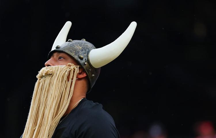 Quem eram os vikings, celebrados pela torcida da Noruega na Copa, e por que eles não eram como imaginamos