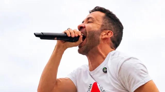 Quem é Mariana? Entenda pergunta de Janones a Flávio Bolsonaro