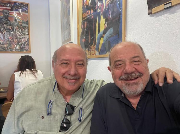 Oggi, a Siviglia, ho avuto il grande piacere di incontrare il nostro concittadino Pino Gallo, uno chef di grande talento...