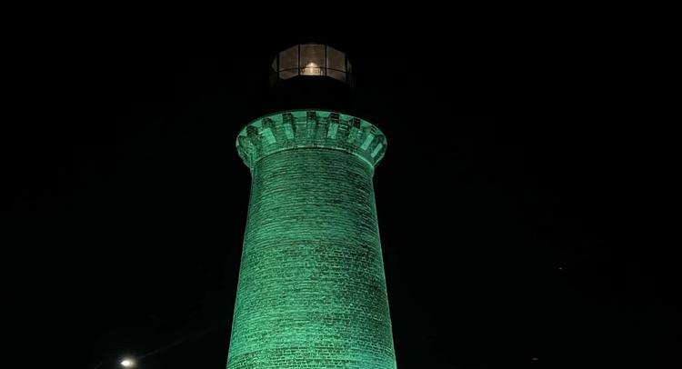 Mississippi landmarks to light up teal for Alzheimer’s awareness on Nov. 2