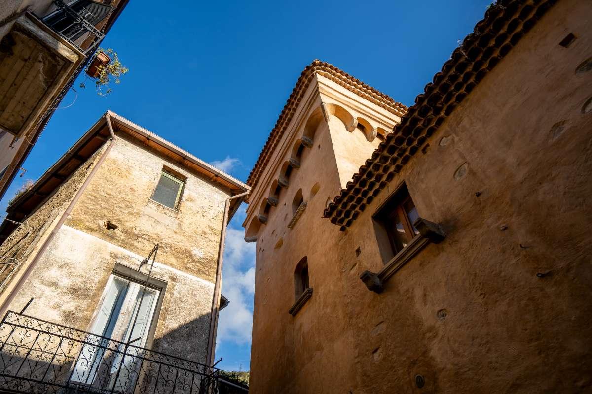 Rodio trasforma il paesaggio in arte: al via il festival con Franco Arminio e Silvia Camporesi