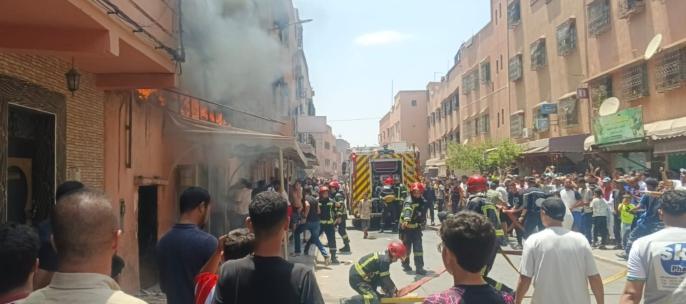عاجل.. النيران تلتهم محلا لبيع الأحذية بالجملة بمراكش +صور