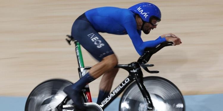 Mondiali ciclismo: Evenepoel vince ancora la sfida a crono, argento per Ganna