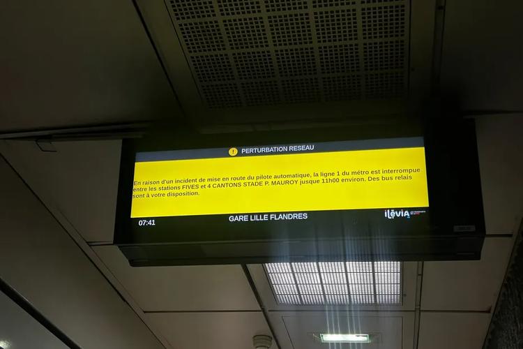 Ilévia : la panne sur la ligne 1 du métro se prolonge, le trafic ne reprendra pas avant mardi matin