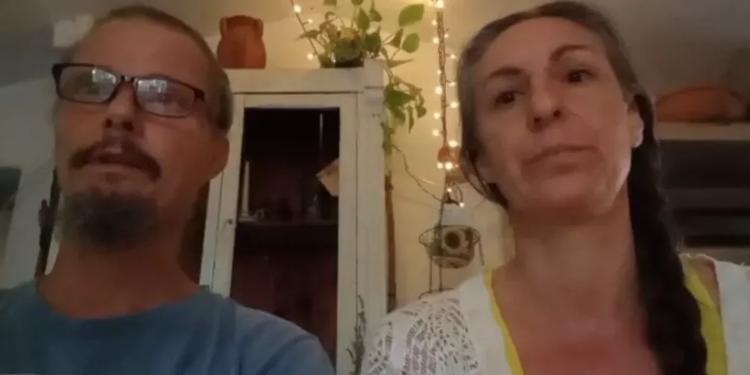 Il ricongiungimento "graduale" della famiglia nel bosco: "La decisione ci spezza il cuore, faremo ricorso"