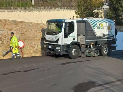 Pulizia e lavaggio strade #ecolan