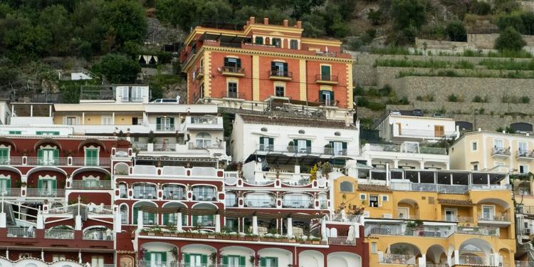Imu e Tari, cambiano le regole: dichiarazioni, scadenze e sanzioni, cosa cambia e da quando