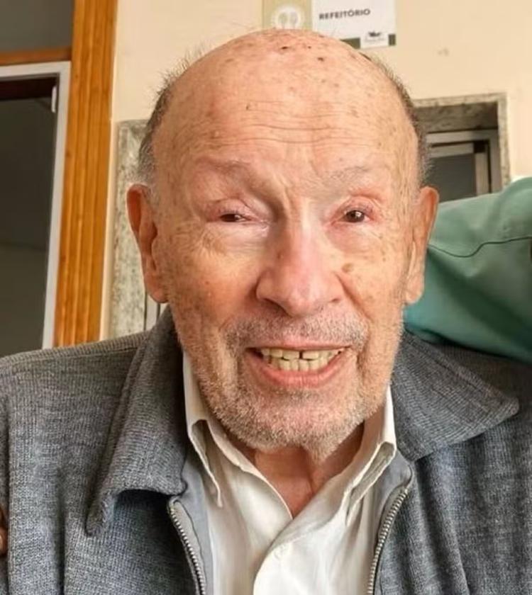 Monsenhor Antônio Ordones Lemos morre aos 86 anos em Divinópolis