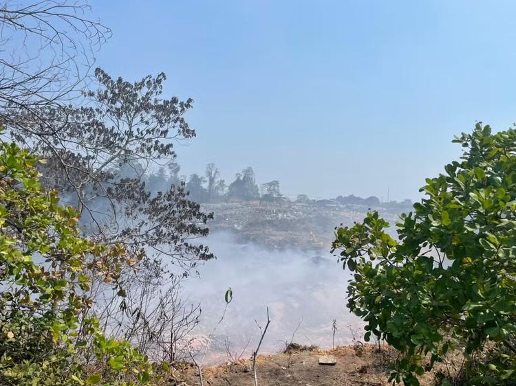 Após mais de 40 horas, bombeiros mantêm monitoramento em área atingida por incêndio em Manaus