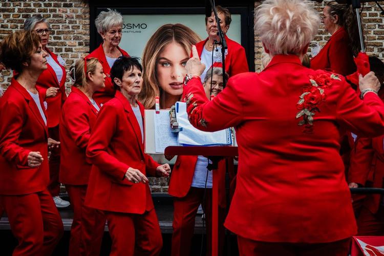 Jáánke Meej de Keijzer groter dan ooit met meer  koren en de hits van dit moment
