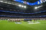 Al Bernabéu, si no le das, recibes